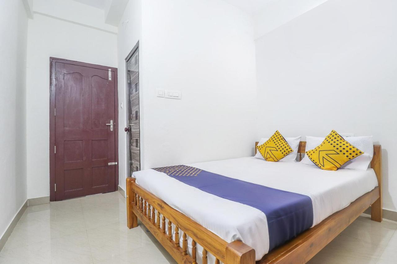 Spot On Rohini Inn Kadampuzha Kottakkal エクステリア 写真
